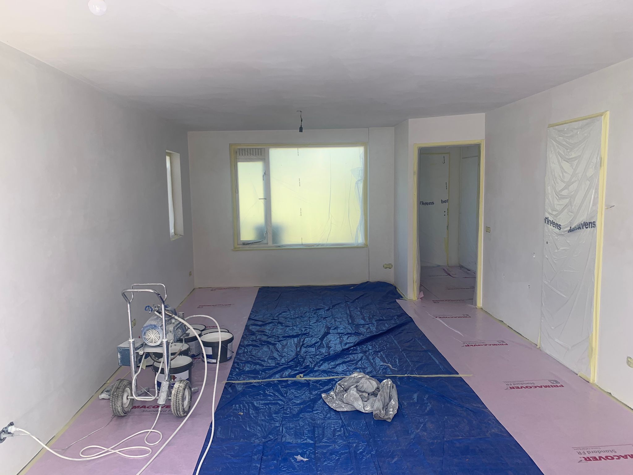 Gespoten woning Elst