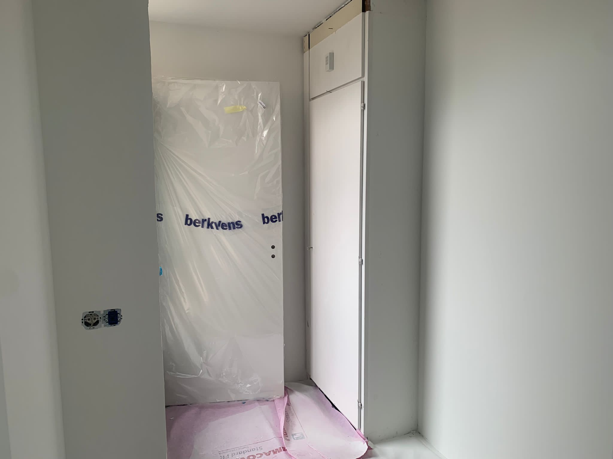 Gespoten woning Elst