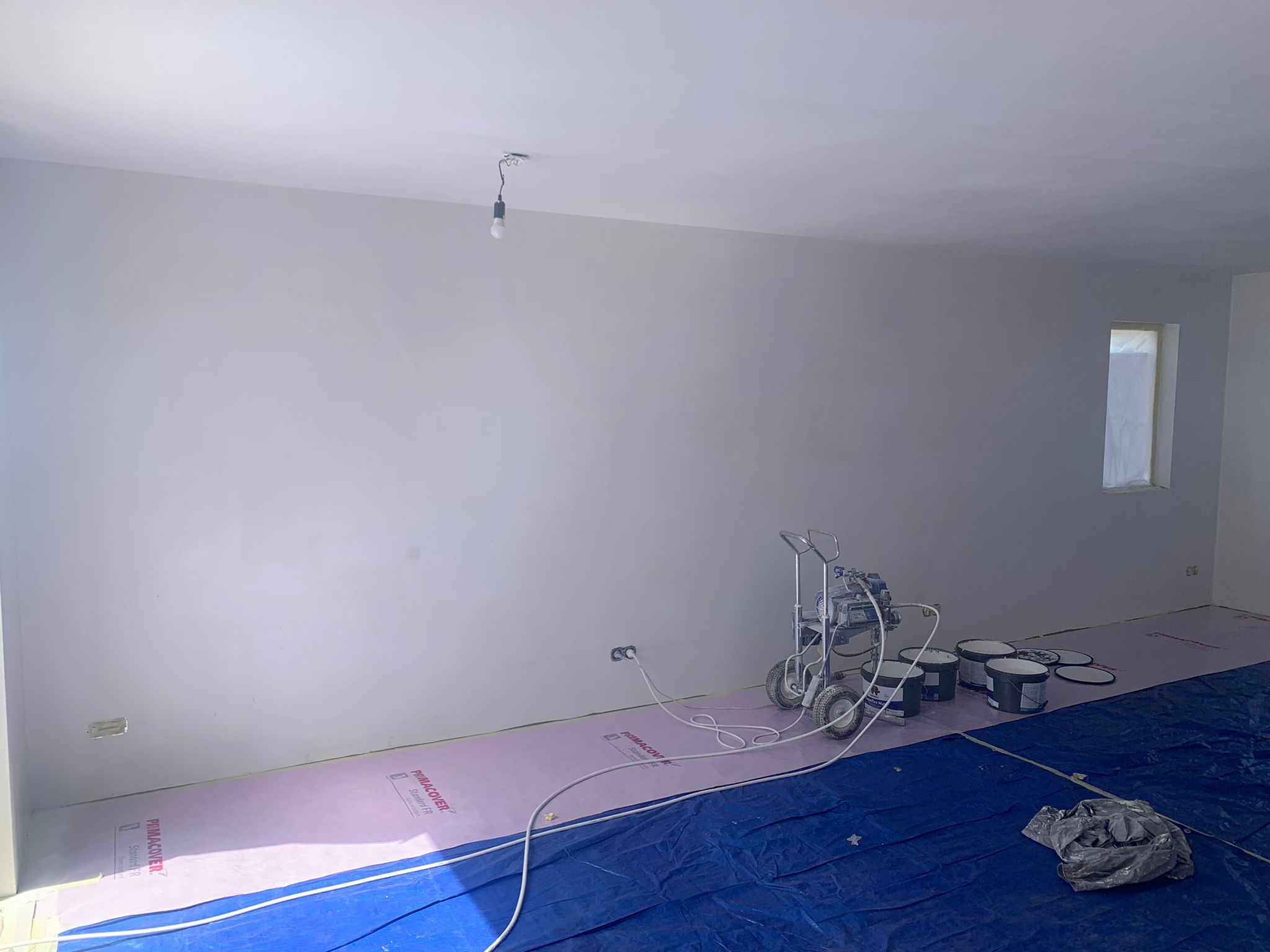 Gespoten woning huissen