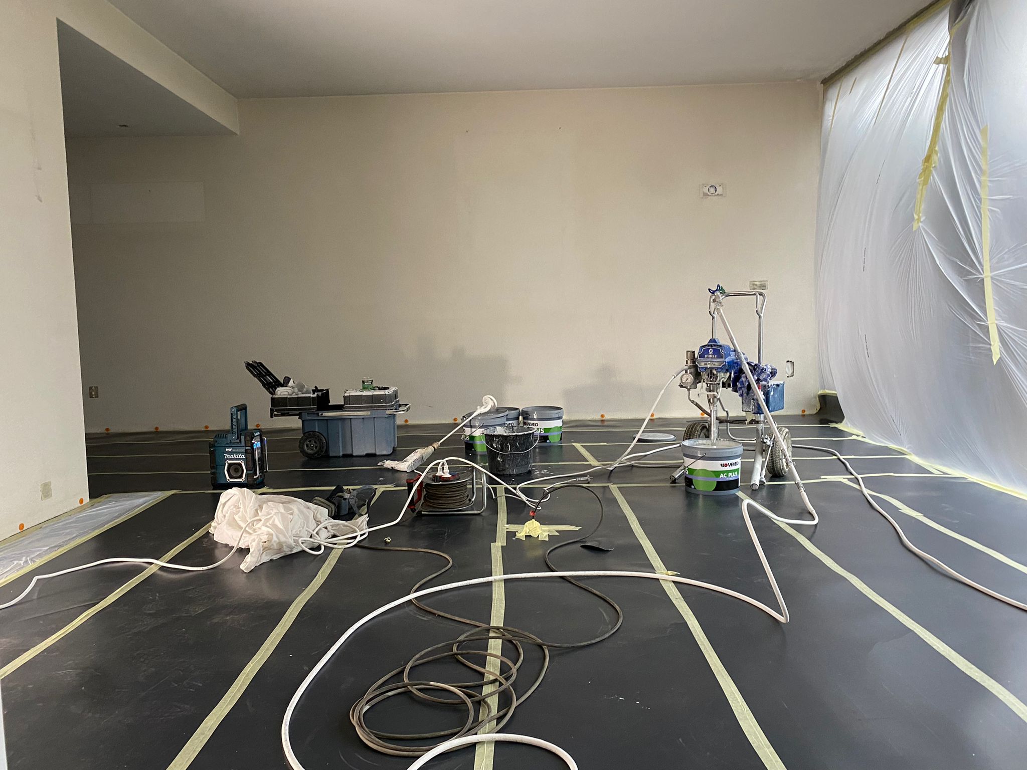 Gespoten woning huissen